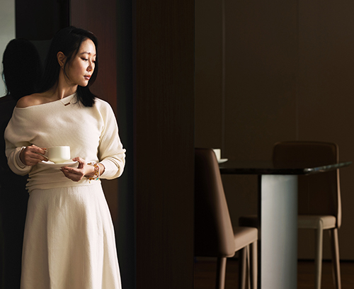 西岸观澜 | 曜石与皓月碰撞相契，明暗双区的社交型栖居美学